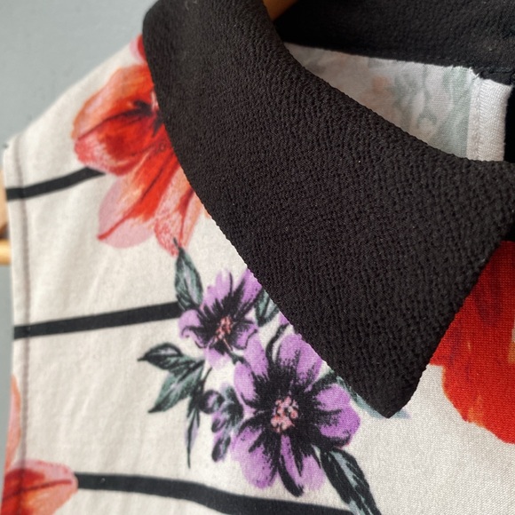 Floral Tank Top - Picture 2 of 3